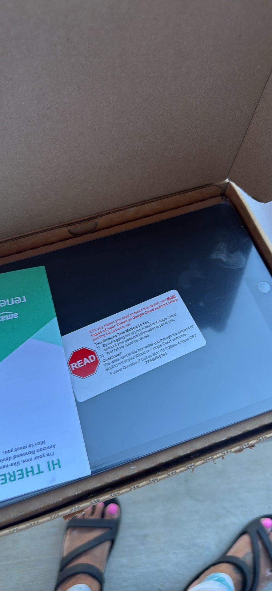 Apple tablet