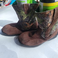 Boys Boots Size 2