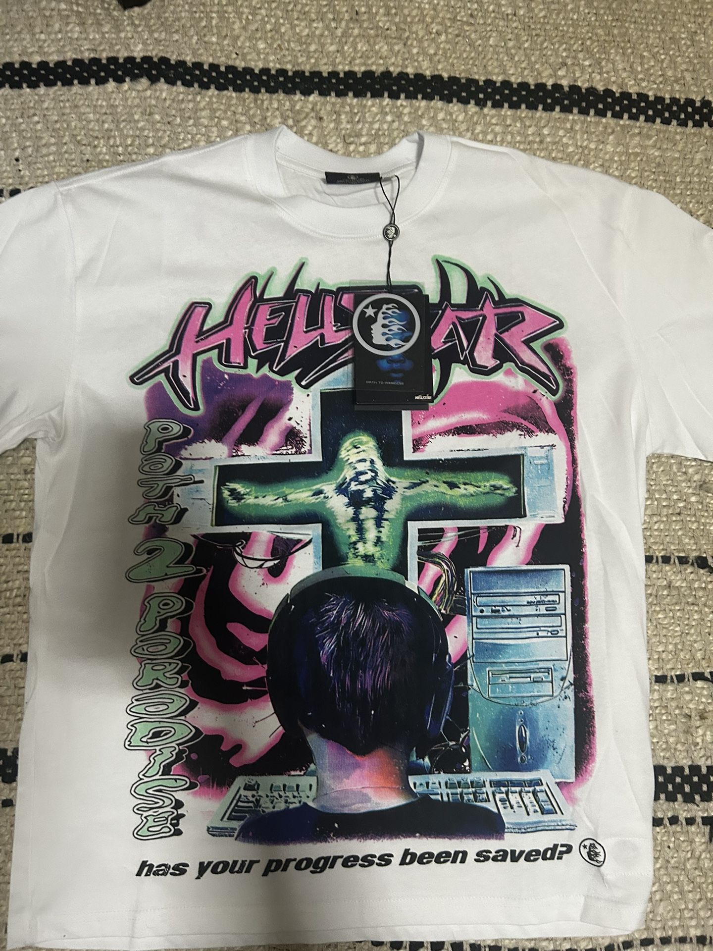 White Hellstar T-shirt Size Large