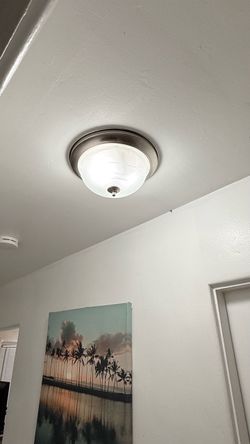 Light fixtures
