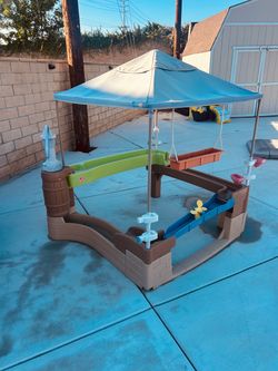 Step 2, kids water play gazebo