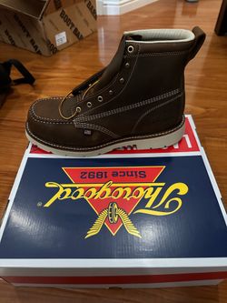 Brand new mens thorogood boots steel toe size 11