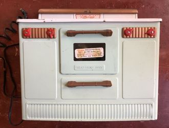 Vintage 1940's - 1950’s Empire Little Lady Electric Toy Oven, Works