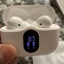 Wireless bluetooth Earphones With Charging Case Thumbnail