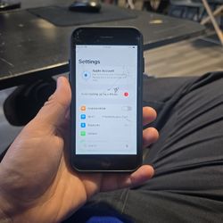 Iphone Se Product Red UNLOCKED 