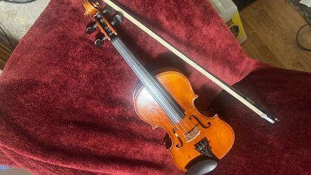 1/2 size L. Marlino student violin