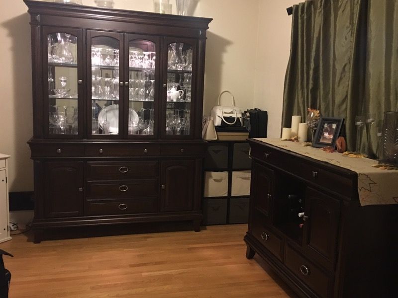 Mor Furniture China & Buffet for Sale in Everett, WA OfferUp