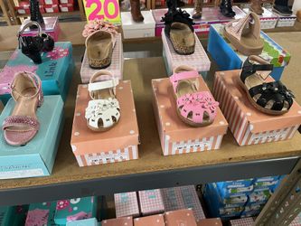 Beautiful Kids Shoes $10