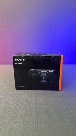 Sony CyberShot Camera RX100VII Brand New