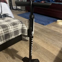 New Bontrager Charging Bike Pump Great Deal Half Price 