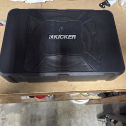 Kicker hideaway 8"