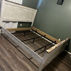 Cali king bed frame  $200