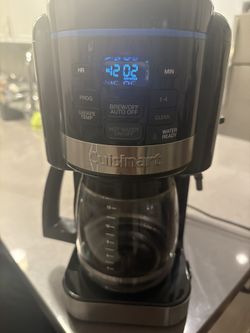 Cuisinart 12-Cup Programmable Coffeemaker with Hot Water System — Like New