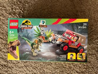 Lego Jurassic Park 30th Anniversary Dilaphosaurus Ambush