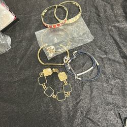 New  Avon 7 Bracelets