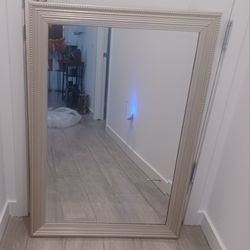 2 MIRRORS FOR SALE..... MOVING....