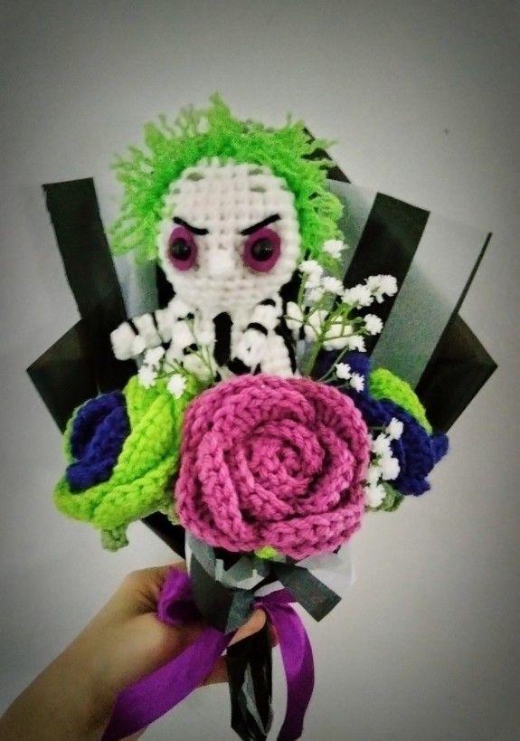 Halloween Bettle Juice Bouquet π π π