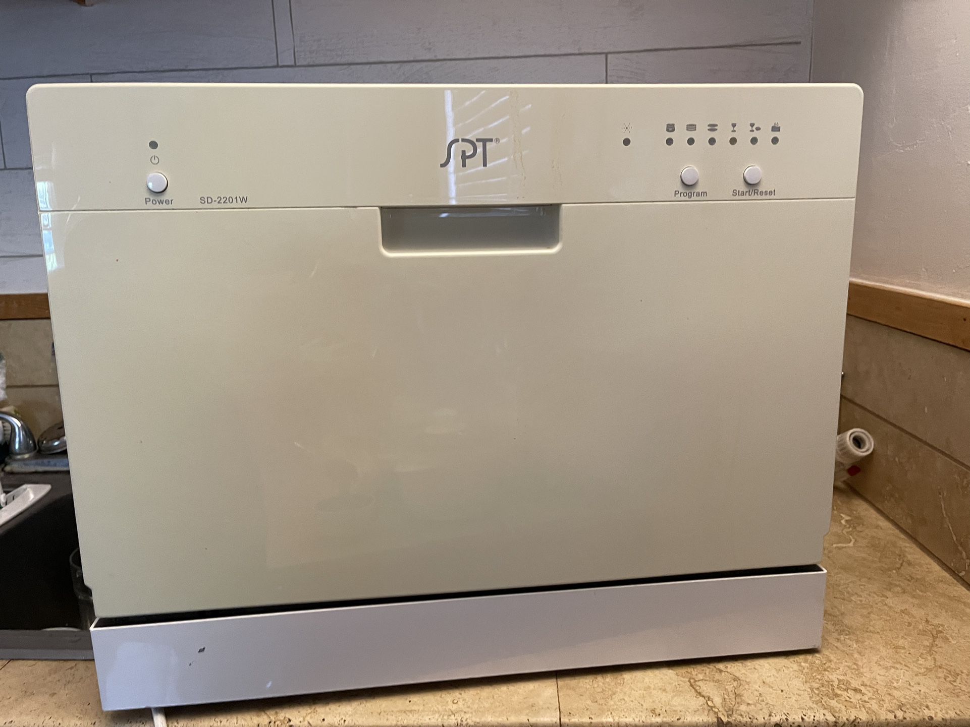 SPT Dishwasher / Portable dishwasher 