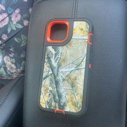 iPhone 13 OtterBox Case 