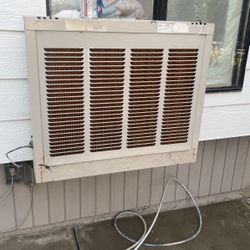 Ac/ Swamp Cooler Window Unit
