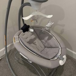 Graco baby swing bouncer combo