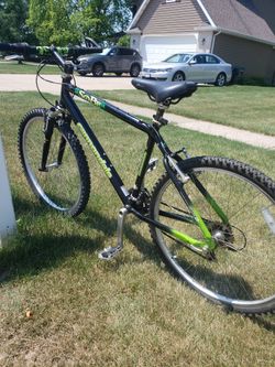 Cannondale Sobe edition mountain bike .