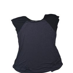 Rue21 periwinkle and black short sleeve ribbed t-shirt, L. EUC. 