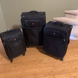 Swissgear Luggage 3 Piece Set 