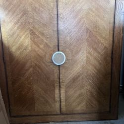 High End Drexel Heritage Dresser Set