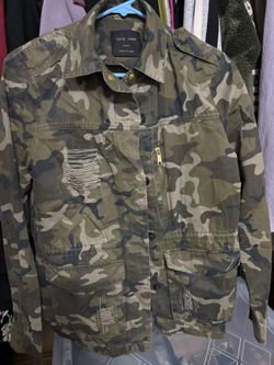 Small Woman’s Camo Jacket
