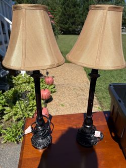 2 iron Lamps