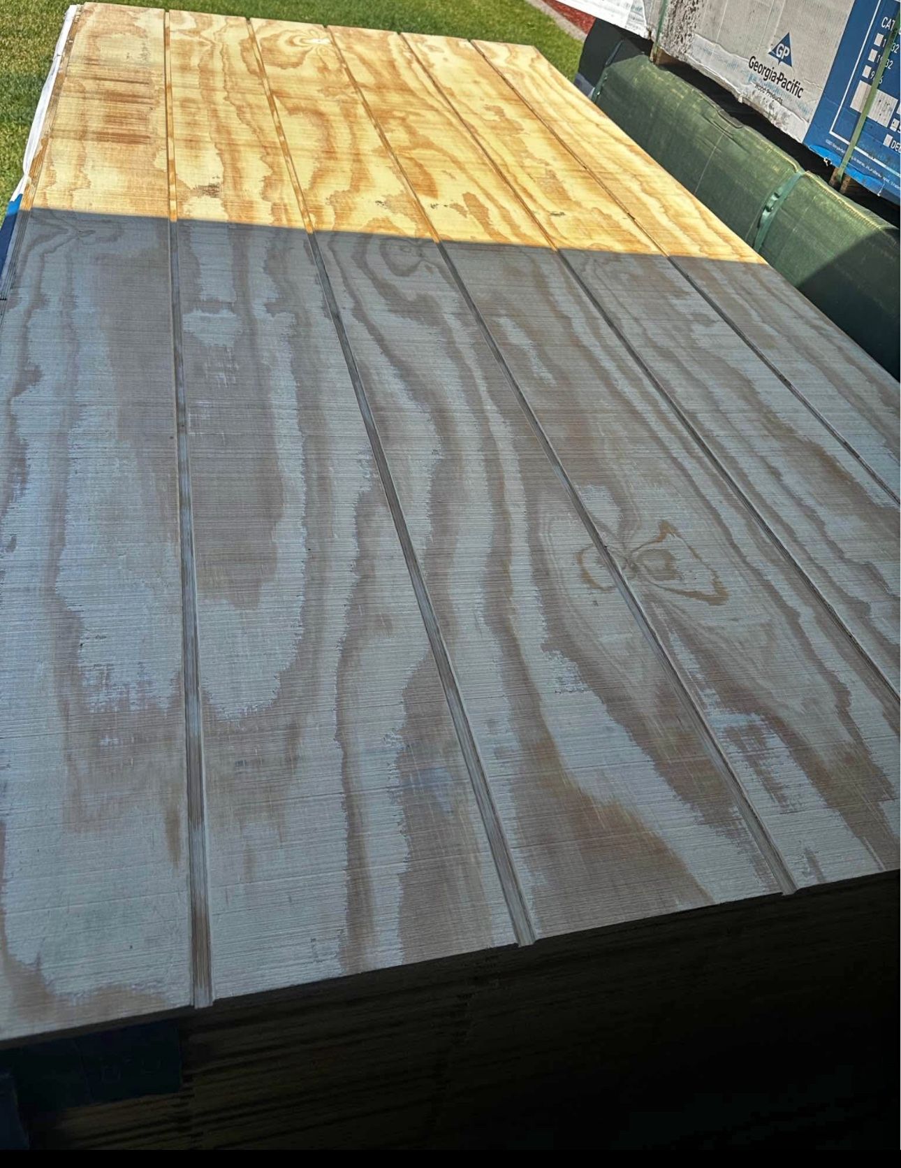 New Wood Siding 5/8 4ft X 8ft $35 Per Panel
