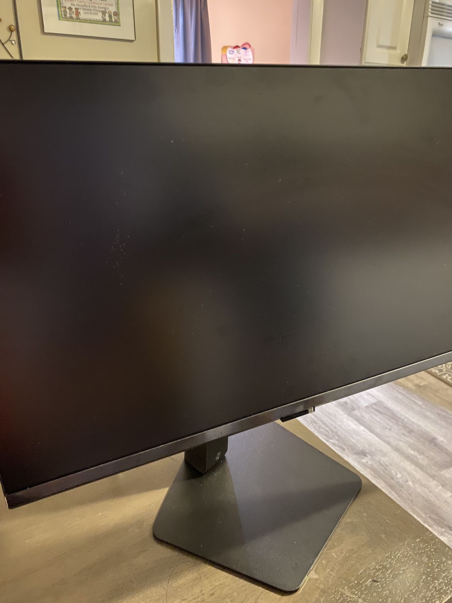 Monitor 27 Inch