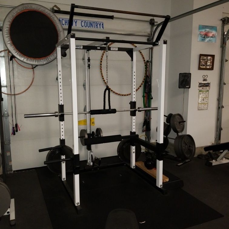 Smith Machine  With Weights Home Gym & Accessories.