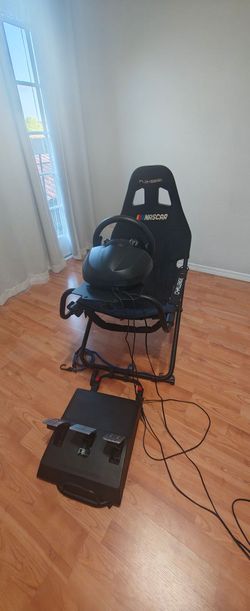 Thrustmaster TMX with a NASCAR Playseat Challenge bucket seat