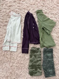 Lot of girls' clothing, size 10