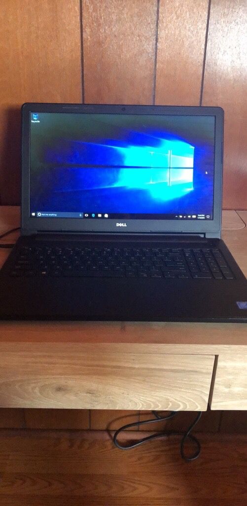 Dell model is on bottom picture
