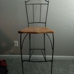 Bar Stools (+2)