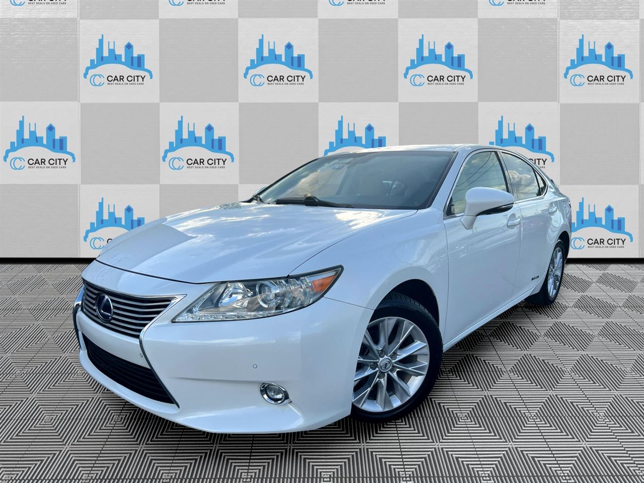 2014 Lexus ES 300h