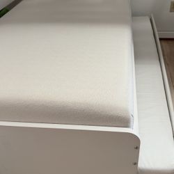 XL Twin Pull Bed With Storage 