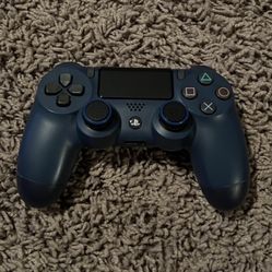 PS4 controller