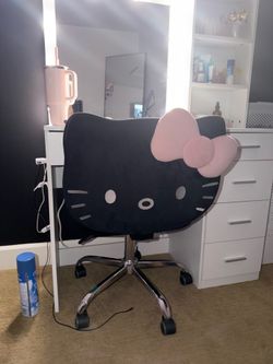 Impressions hello kitty chair