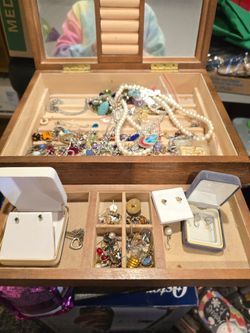 Mom's jewelry box