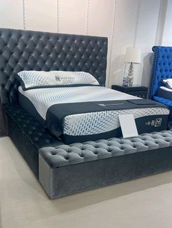 Grey bed with storage and speakers 🔊 usb port