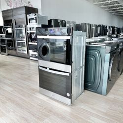New Whirlpool 10.0 Total Cu. Ft. Double Self-Cleaning Wall Oven WOED3030LS