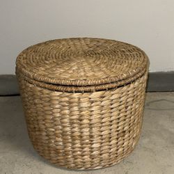 Rattan ottoman