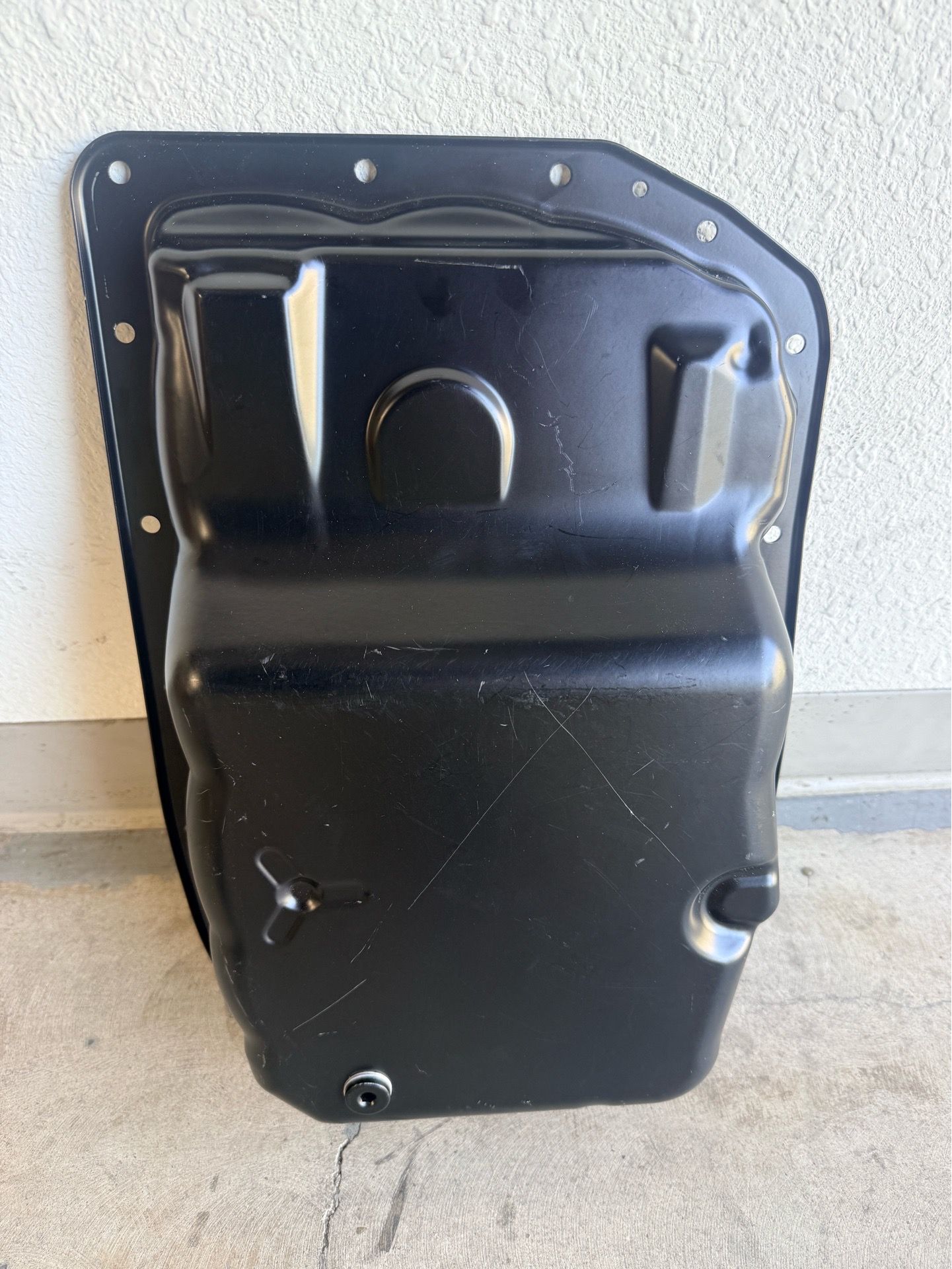 New Open Box 6L80 Transmission Oil Pan