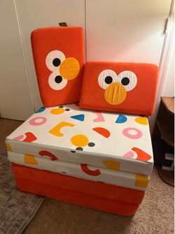 Elmo Nugget Couch