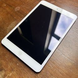 Apple iPad mini 2 (2017)