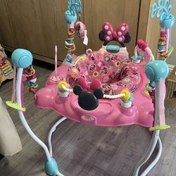Minnie Mouse Jumper / Bouncer 
